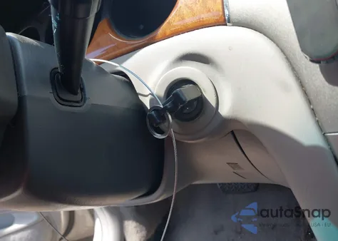 2005 Lexus Es 330 z USA, uszkodzony, nr VIN JTHBA30G455117142